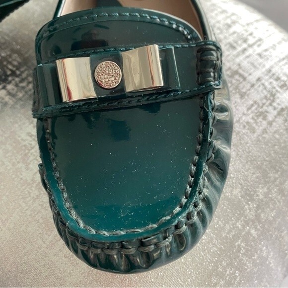 Vince Camuto Bow Tie Decor Green Patent Leather Flats Loafer Shoe Size 7M - Picture 4 of 11
